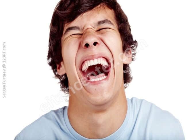 סדנת צחוק במרכז